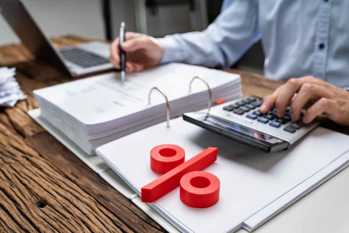 L’IVA al 27% diventa la mazzata che cambia il portafoglio di tutti