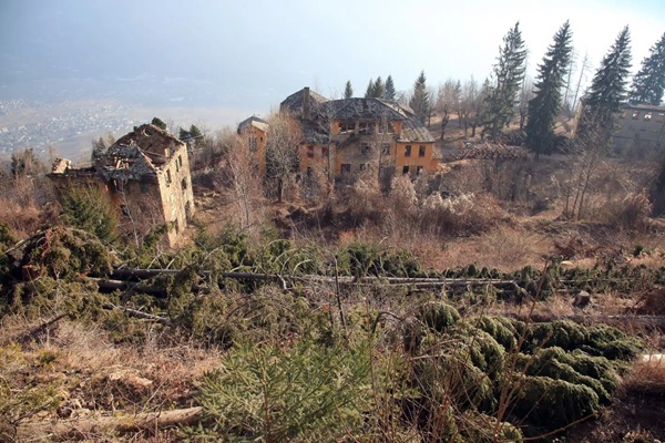 i luoghi fantasma della montagna valtellinese