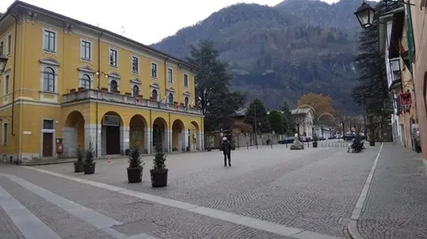 modalità di utilizzo delle aree di sosta a chiavenna