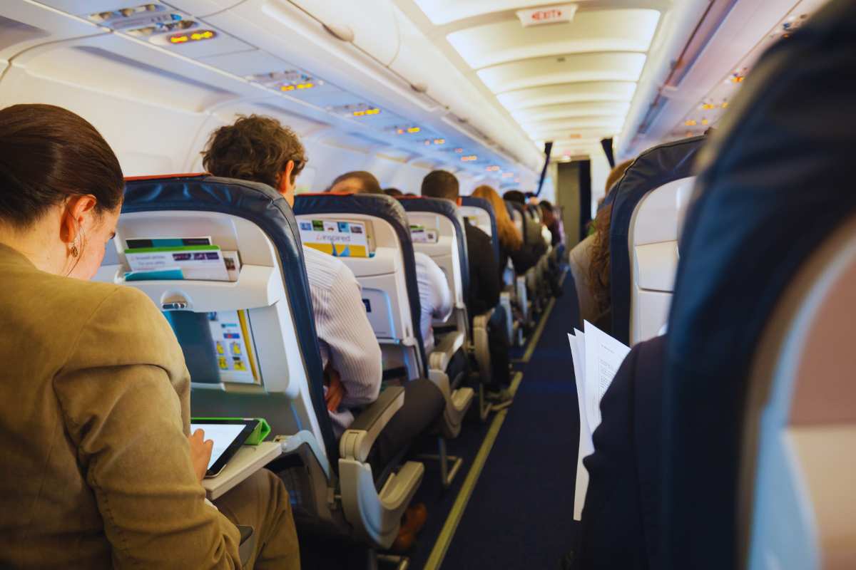 passeggeri|passeggeri Cambiare posto in aereo prima del decollo è pericoloso|Cambiare posto in aereo prima del decollo è pericoloso