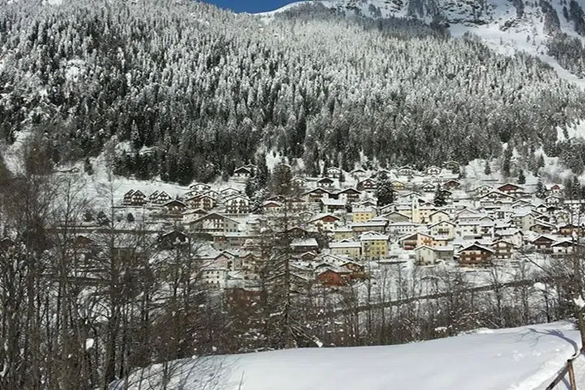 Gemma nascosta Valchiavenna