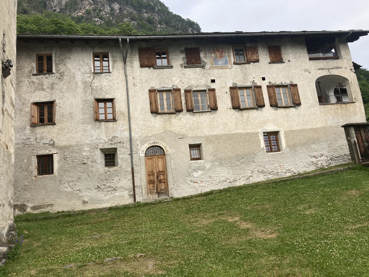 Il borgo disabitato della Valchiavenna che il tempo ha fermato