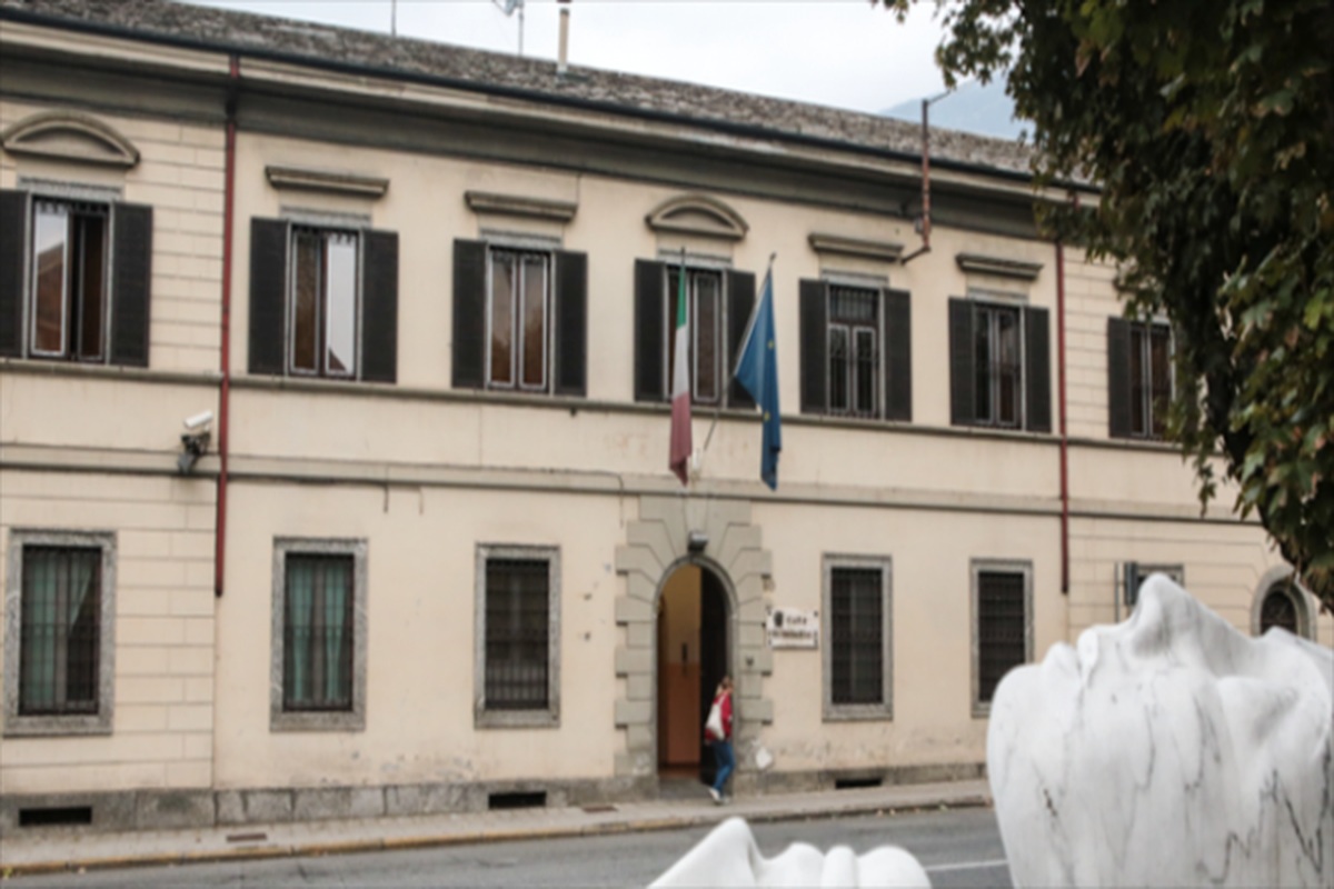 Spacciavano nei boschi Grosio