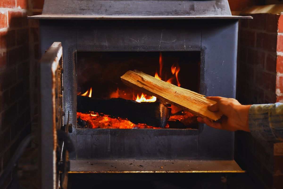 la migliore legna per il camino