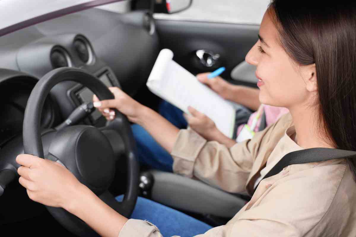 Per prendere la patente, è obbligatorio dal 1 gennaio