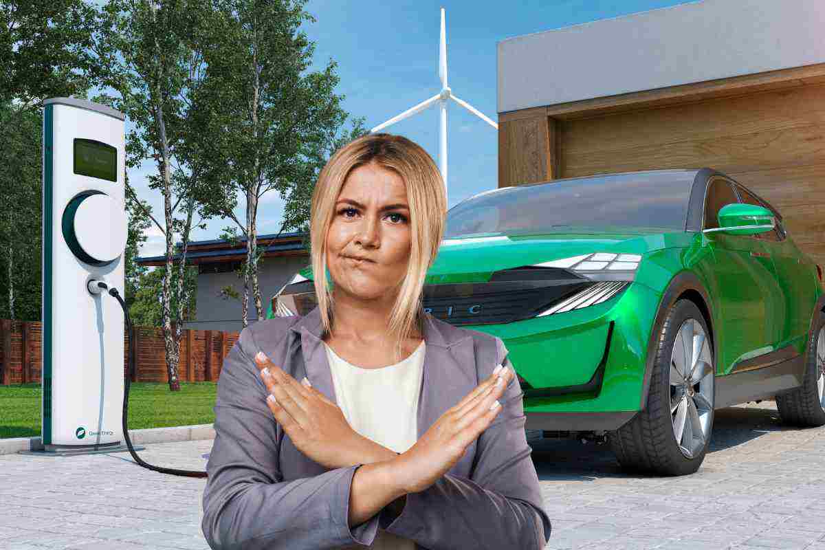 Bloccate le consegne delle nuove auto elettriche