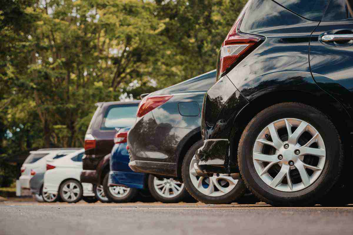 parcheggio auto- Non potranno circolare neanche le auto elettriche