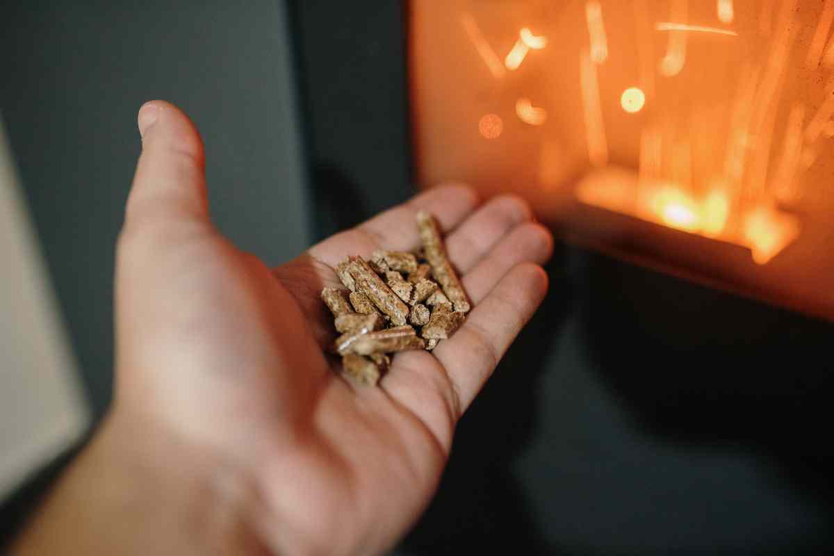 Addio fumi e umidità: il pellet rivoluzionario che dimezza i consumi , i dettagli