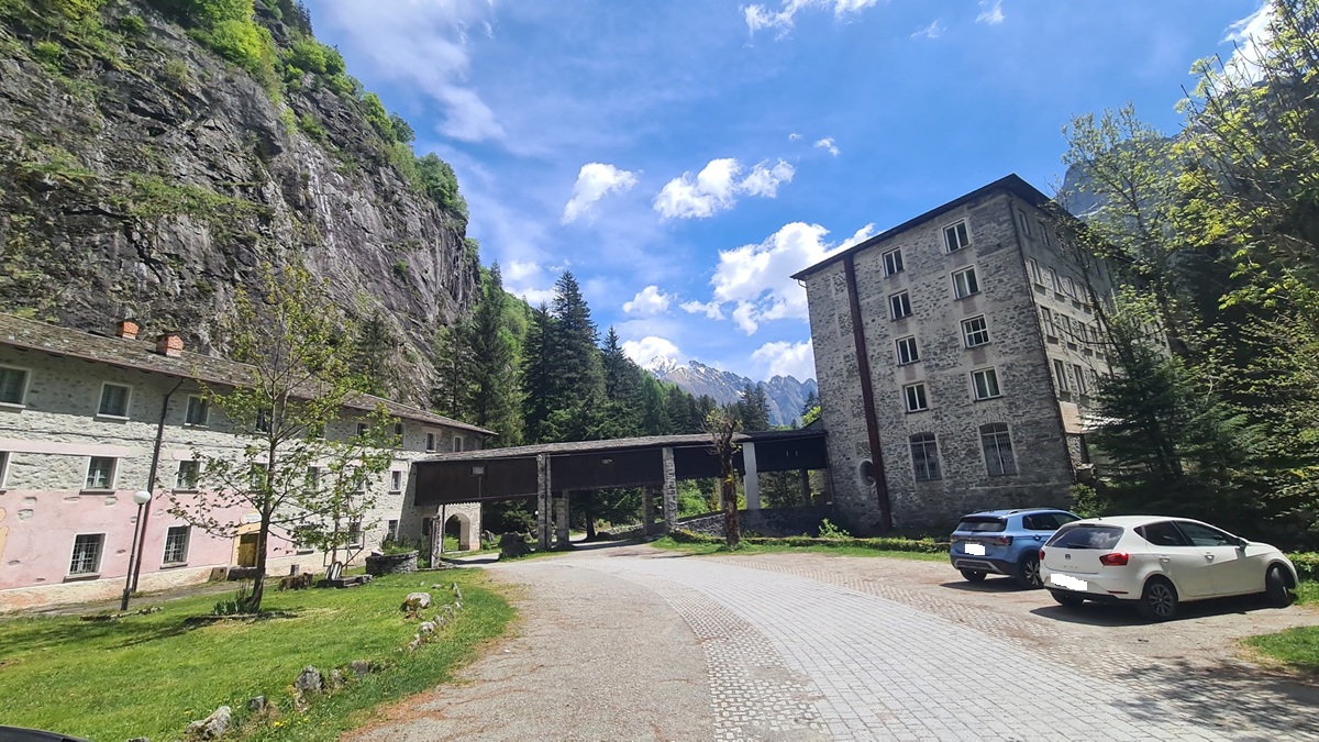 parcheggi val masino