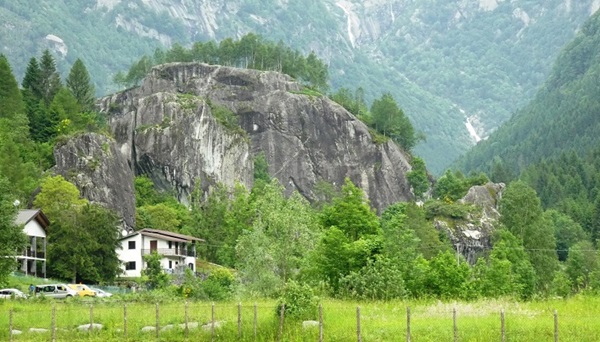 Sasso Remenno Val Masino