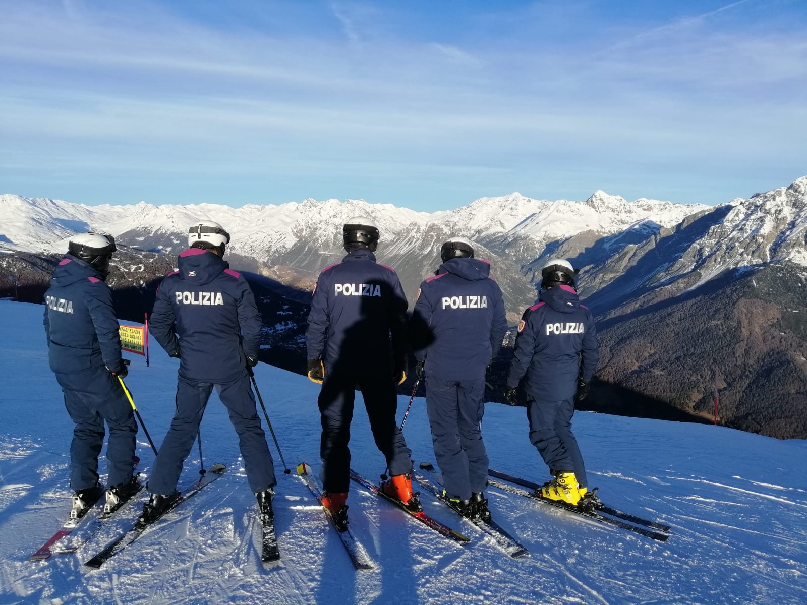 Polizia sulle piste da sci