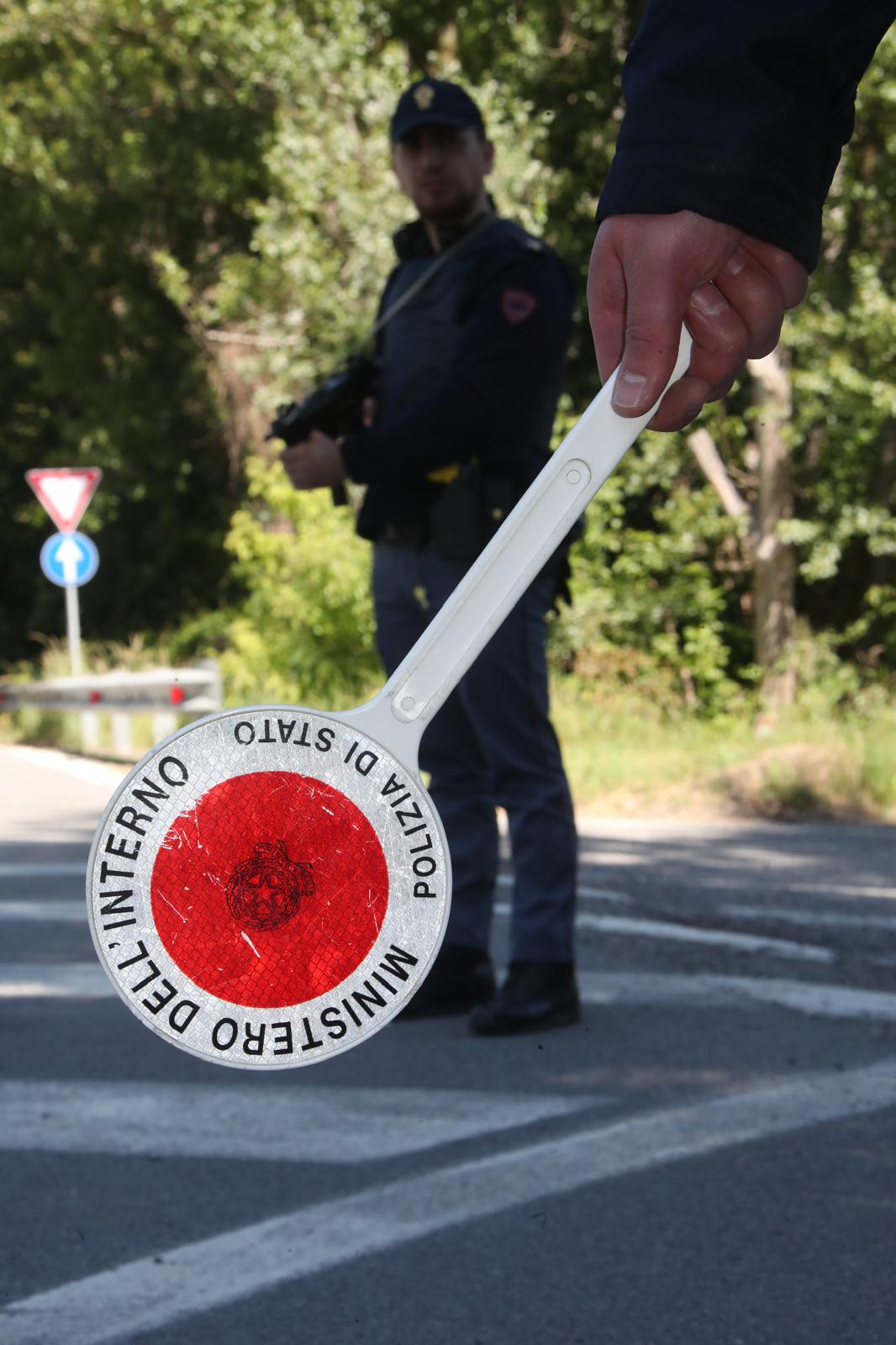 pluripregiudicato aggredisce la cugina