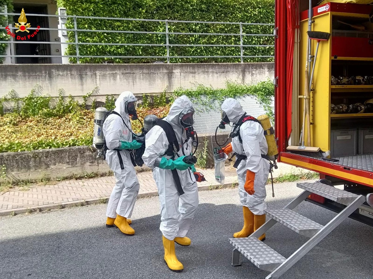 intervento della sala operativa dei vigili del fuoco di sondrio per sversamento di mercurio