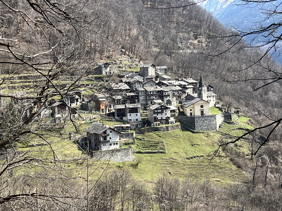 borgo abbandonato